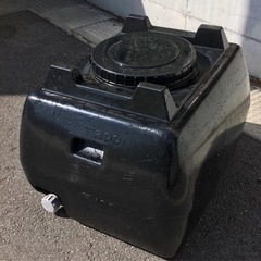 ローリータンク 200Ｌ 農業用タンク 雨水タンク 貯水タンク