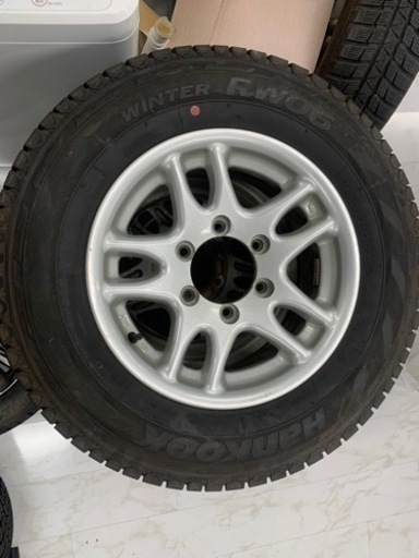 ハイエース?195/80Ｒ15  107/105L WINTER 4本?