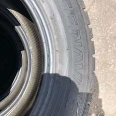 JMS０２６　🌟タイヤ安く譲ります🌟中古スタッドレスタイヤ🚗１９５/６５R１５🚗　（プリウス・エスクァイア・ウィッシュ・カローラ・ヴォクシー・ノア・セレナ）の画像