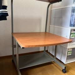 パソコンデスク（座卓）キャスター付きの画像