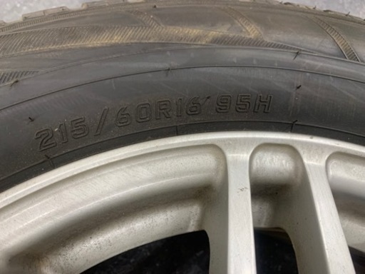 215/60R16 ?スタッドレス冬用4本?[ヴォクシー/ノア/アルファード]