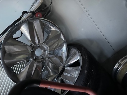 レクサーニ クリスタル20インチSALE！！！