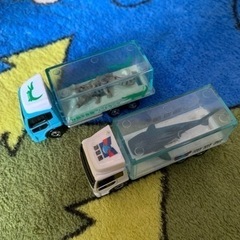 トミカ　サメ＆ワニ