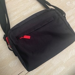 Hunter ショルダーバッグの画像