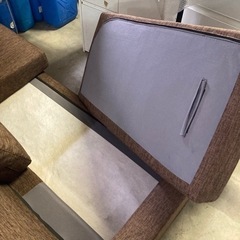 美品　ニトリ　ソファーオットマン付き　サイズ幅約190bm奥行き約86cmの画像