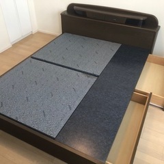 【中古品】クイーンベッド