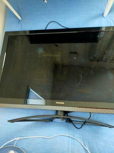 TOSHIBA　REGZA　37インチ