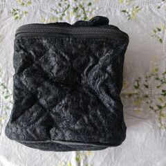 ナラヤ(タイ）レースポーチx3個　未使用の画像