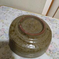 民芸調の器　18センチ位の画像