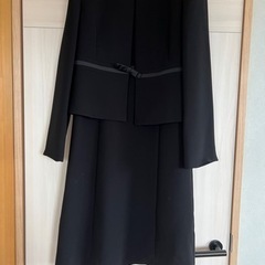 葬式服の画像