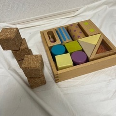 音いっぱいつみき　コルクの積み木