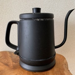 【お譲り】電気ケトル 0.8Lの画像