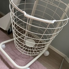 ２段洗濯かごの画像