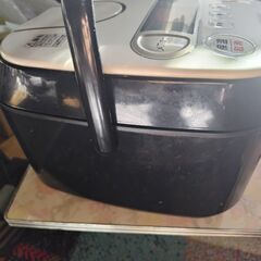 アイリスオーヤマ　ジャー炊飯器　5.5合炊き RC-MA50　2017年製【7】の画像
