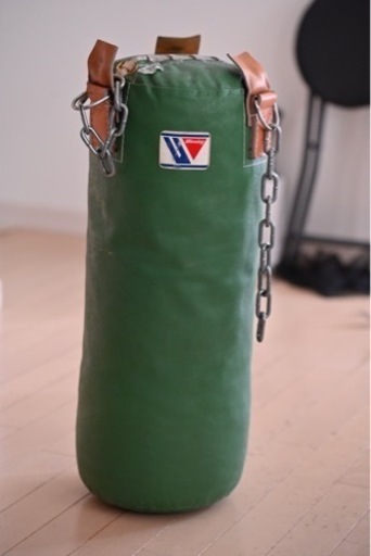 ウイニングサンドバッグ！レアな廃盤品、チャンピオンカラーのグリーン！近隣配達可！