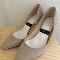 美品　クッション性のあるパンプス　