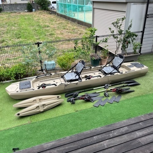 【売約済み】ペダル式カヤック　分割式　1〜2人乗り