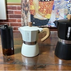 未使用品 コーヒーグラインダー、モカポット 150ml 300ml