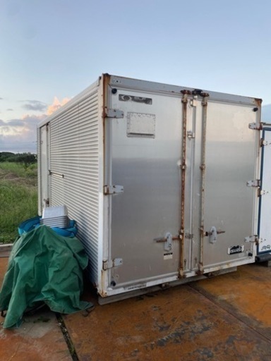 アルミコンテナ