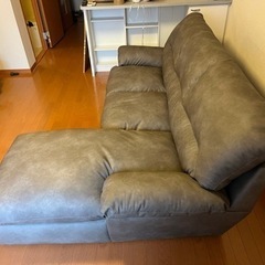 ニトリ3人掛けソファーの画像