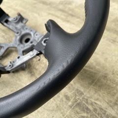 52エルグランド　純正革巻きステアリング　0007の画像