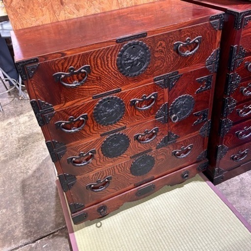 程度良好 岩谷堂箪笥 漆塗り うるし 車箪笥 時代箪笥 和モダン 高級 ケヤキ材