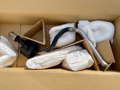 【新車外し】60ハリアー　純正マフラー　0011