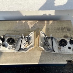 200系ハイエース　純正ヘッドライト　0016の画像