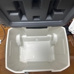クーラーボックス　Coleman