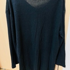 チャック付き薄手セーター　L sizeの画像