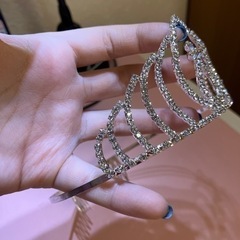 ウェディング　ティアラの画像