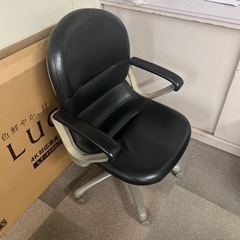 家具 オフィス用家具 いす
