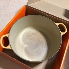 【11/18までに引き取り、値下げ】【中古】ル・クルーゼ　鍋の画像
