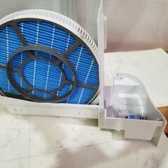 ✨安心の動作保証付✨SHARP 2022年製 加湿空気清浄機　KC-N50-W【愛市IJ4016541-104】の画像
