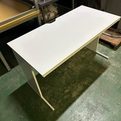 オフィス家具　事務机　H700 W1200 D600mm オフィスコム
