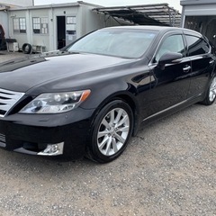 ブラックの方もOKな車屋　レクサス　LS600hL 最上級グレードUZ  平成23年式　車検8年8月　中期型　走行20万キロの画像