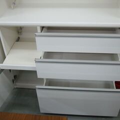 【店頭受け渡し】　メーカー不明　白色　レンジボード　中古品　￥28,380の画像