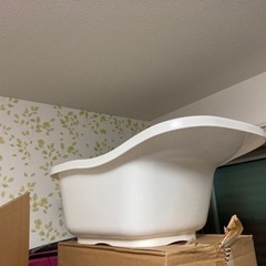 ベビーバスと網