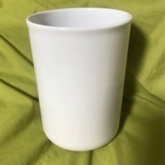 【お話し中】シンプル筒形陶器花瓶の画像