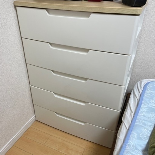 収納棚