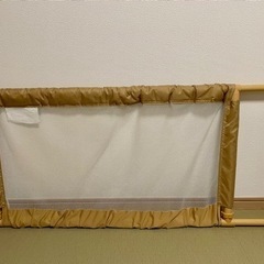 【お譲り先決まりました】ベビーゲート(日本育児)の画像