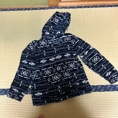 フード穴あきあり
