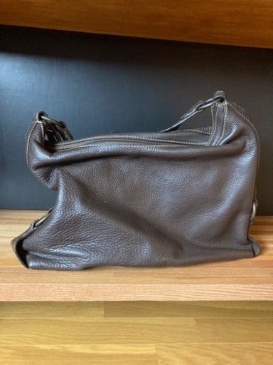 Eddie bauer ショルダーバッグ　牛革
