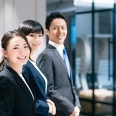 【未経験者歓迎】【経営企画室】WEBマーケティング担当◇月給25...