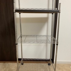 移動式ラックの画像