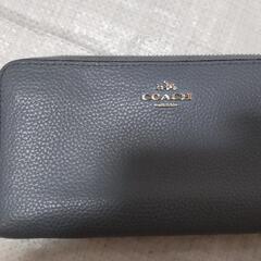 COACH 財布只今お話し中です🐢