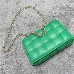 bottega veneta 似たチェーン ショルダーバッグ