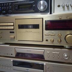 希少！　ゴールド　TEAC V-1030 3ヘッドカセットデッキ...