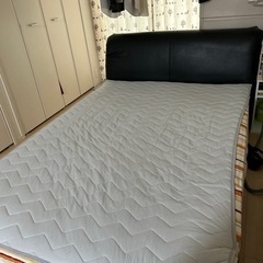 ダブルベッド(値下げしました！)