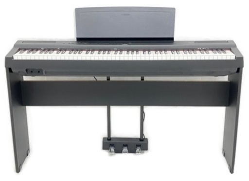 YAMAHA 電子ピアノ P-125B　2019年製。純正スタンド、ペダル付き、椅子付き